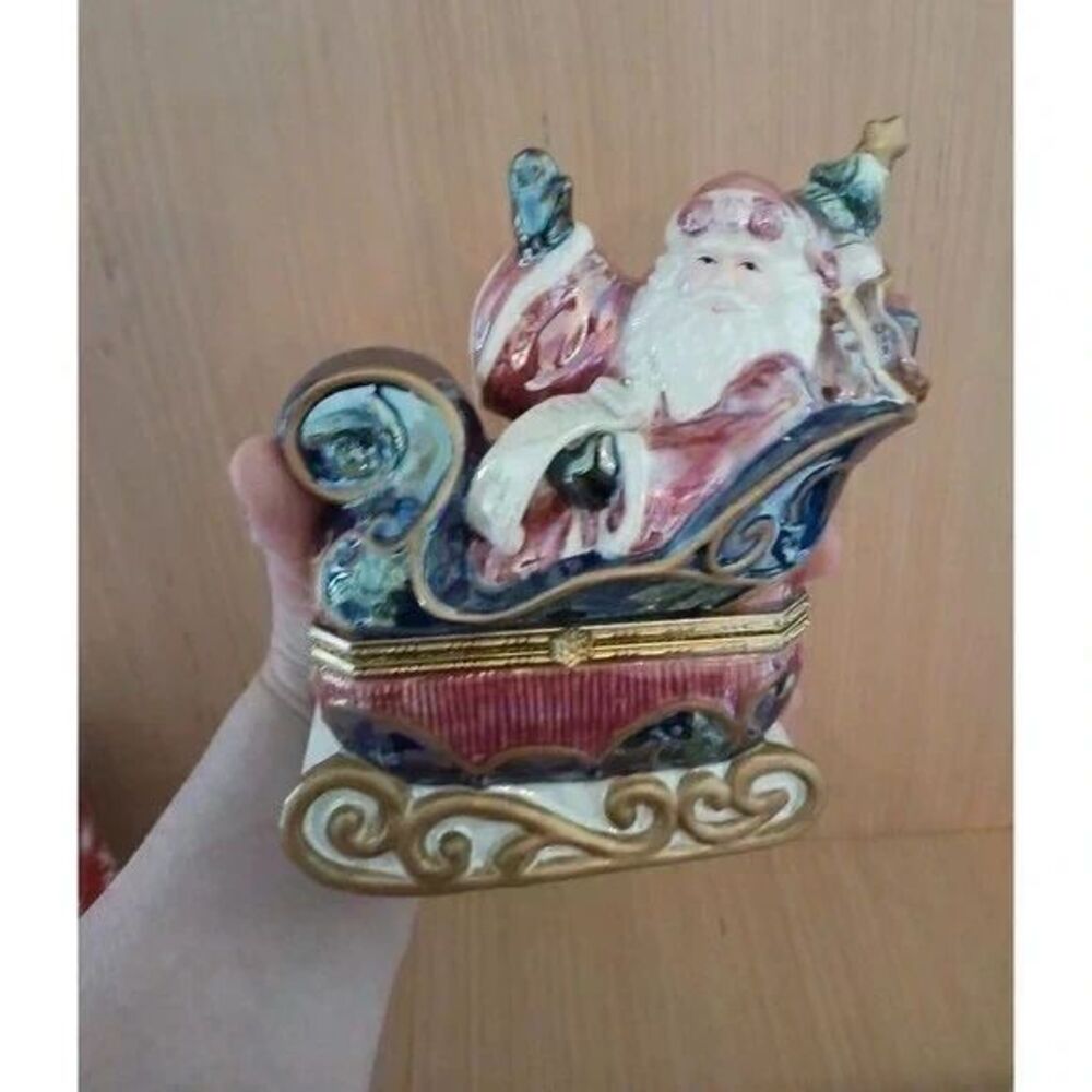Avon 2002 Santa Claus on Sled Christmas Cheer Porcelain Trinket in Original Box